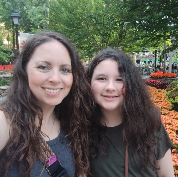 Meet your Posher, Trisha - Picture 7 of 7